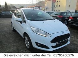 Weiß Gebraucht 2016 Ford Fiesta Celebration Kleinwagen | 4.490 € (Fairer Preis)