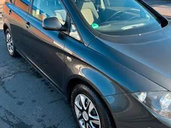 Grau Gebraucht 2012 Seat Altea XL Van / Kleinbus | 7.000 € (Teuer)