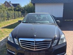 Schwarz Gebraucht 2013 Mercedes E220 Edition Limousine | 11.499 € (Guter Preis)