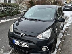Schwarz Gebraucht 2016 Hyundai i10 Passion Kleinwagen | 7.200 € (Guter Preis)
