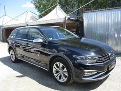 Schwarz Gebraucht 2021 VW Passat Alltrack Highline Kombi | 16.890 € (Fairer Preis)