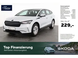 Weiss Gebraucht 2022 Skoda Enyaq iV SUV | 23.980 € (Fairer Preis)
