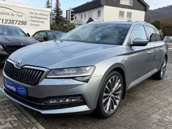 Grau Gebraucht 2021 Skoda Superb LAURIN & KLEMENT Kombi | 33.250 € (Fairer Preis)