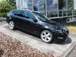 Schwarz Gebraucht 2019 Skoda Octavia Premium Edition Kombi | 25.800 €