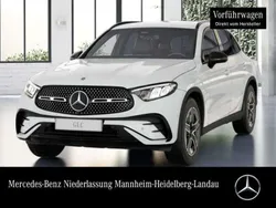 Polarweiß Gebraucht 2025 Mercedes GLC200 AMG SUV | 56.450 € (Guter Preis)