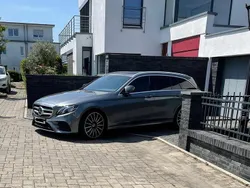 Gebraucht 2017 Mercedes E250 Kombi | 36.000 €