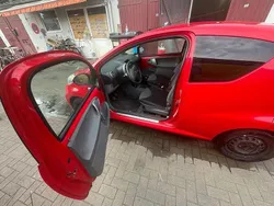Rot Gebraucht 2010 Peugeot 107 Filou Kleinwagen | 1.750 € (Guter Preis)