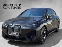 Grau Gebraucht 2022 BMW iX SUV | 89.490 €