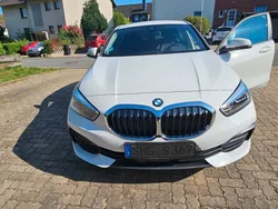 Weiß Gebraucht 2021 BMW 118 Kleinwagen | 18.000 € (Guter Preis)