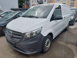 Weiß Gebraucht 2019 Mercedes Vito Van / Kleinbus | 13.999 €