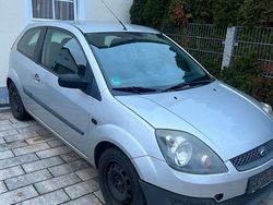Silber Gebraucht 2006 Ford Fiesta Kleinwagen | 280 € (Superpreis)