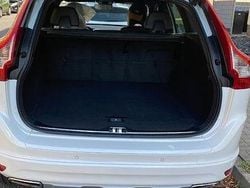 Weiß Gebraucht 2016 Volvo XC60 Summum SUV | 19.800 € (Fairer Preis)