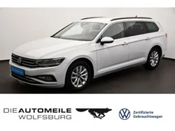 Weiß (metallic) Gebraucht 2023 VW Passat Business Kombi | 30.390 € (Guter Preis)