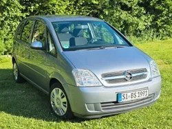 Grau Gebraucht 2005 Opel Meriva Edition Van / Kleinbus | 2.150 € (Fairer Preis)