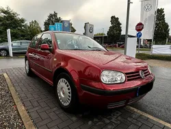 Rot Gebraucht 2000 VW Golf IV Comfortline Limousine | 3.680 € (Etwas zu teuer)