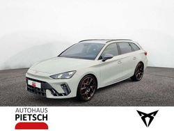 Taiga grau metallic Gebraucht 2025 Cupra Leon VZ Kombi | 44.860 € (Fairer Preis)