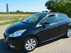Schwarz Gebraucht 2014 Peugeot 208 Active Kleinwagen | 5.399 € (Fairer Preis)