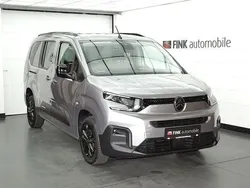 Grau Gebraucht 2024 Citroën Berlingo Van / Kleinbus | 29.380 € (Etwas zu teuer)