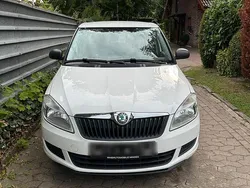 Weiß Gebraucht 2010 Skoda Fabia Special Limousine | 4.250 € (Etwas zu teuer)