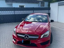 Rot Gebraucht 2013 Mercedes CLA200 AMG line Coupé | 16.500 € (Fairer Preis)