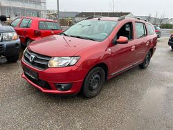 Rot Gebraucht 2014 Dacia Logan MCV Kombi | 2.600 € (Fairer Preis)
