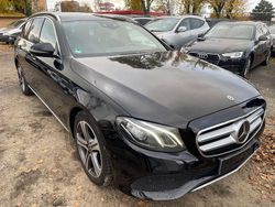 Schwarz Gebraucht 2017 Mercedes E220 Kombi | 13.900 € (Fairer Preis)