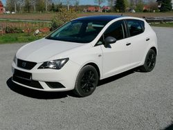 Weiß Gebraucht 2014 Seat Ibiza Kleinwagen | 5.200 € (Fairer Preis)