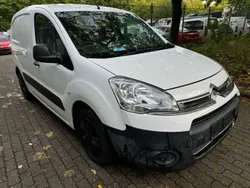 Weiß Gebraucht 2013 Citroën Berlingo Van / Kleinbus | 1.950 €