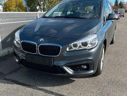 Grau Gebraucht 2017 BMW 218 Gran Tourer Van / Kleinbus | 11.400 € (Guter Preis)