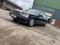 Schwarz Gebraucht 1992 Mercedes 190 Limousine | 4.800 €