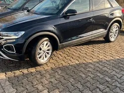 Schwarz Gebraucht 2023 VW T-Roc Style SUV | 25.800 € (Guter Preis)