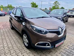 Braun Gebraucht 2014 Renault Captur Dynamique SUV | 7.700 € (Fairer Preis)