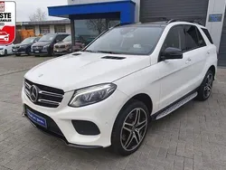 Weiß (diamantweißbright) Gebraucht 2017 Mercedes GLE500 AMG line SUV | 36.980 € (Fairer Preis)