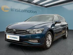 Blau Gebraucht 2022 VW Passat Kombi | 22.249 € (Fairer Preis)