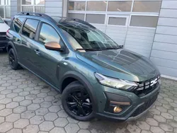 Oxidgrün Neu 2024 Dacia Jogger Extreme Van / Kleinbus | 20.900 € (Guter Preis)