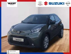 Cardamon green Gebraucht 2022 Toyota Aygo Pulse Kleinwagen | 16.450 € (Etwas zu teuer)