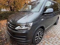 Grau Gebraucht 2016 VW T6 Highline Van | 33.500 € (Fairer Preis)