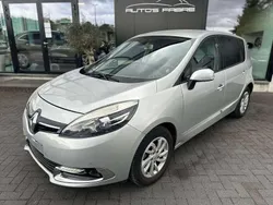 Silber Gebraucht 2014 Renault Scénic III Dynamique Van / Kleinbus | 4.899 € (Guter Preis)