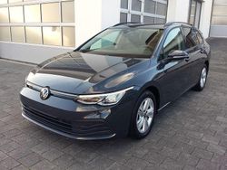 Grau Gebraucht 2023 VW Golf VIII Life Kombi | 21.900 € (Guter Preis)