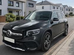 Schwarz Gebraucht 2022 Mercedes GLB220 AMG line SUV | 29.100 € (Fairer Preis)