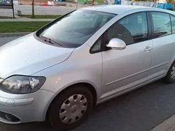 Silber Gebraucht 2007 VW Golf Plus Cross Comfortline Van / Kleinbus | 4.499 € (Guter Preis)