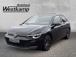 Deep black perleffekt Gebraucht 2021 VW Golf VIII Style Limousine | 22.830 € (Fairer Preis)