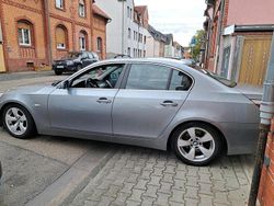 Silber Gebraucht 2005 BMW 525 Limousine | 2.200 €