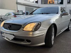Silber Gebraucht 2002 Mercedes SLK200 Edition Cabrio | 8.000 € (Teuer)
