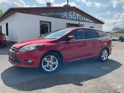 Rot Gebraucht 2012 Ford Focus Champions Edition Kombi | 3.999 € (Guter Preis)
