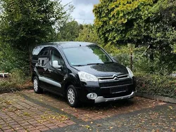 Schwarz Gebraucht 2011 Citroën Berlingo Van / Kleinbus | 6.900 € (Teuer)