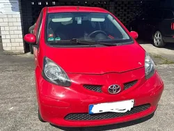 Rot Gebraucht 2008 Toyota Aygo Kleinwagen | 1.900 € (Etwas zu teuer)