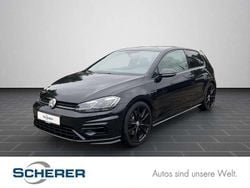 Deep black perleffekt (metallic) Gebraucht 2017 VW Golf VII Sportline Limousine | 26.630 € (Fairer Preis)