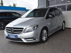 Silber Gebraucht 2012 Mercedes B200 Night Van / Kleinbus | 13.990 € (Fairer Preis)