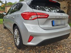 Grau Gebraucht 2020 Ford Focus Active X Limousine | 14.700 € (Guter Preis)